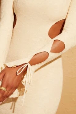 Cut Out Sleeve Mini Dress In Cream 18 Cut Out Sleeve Mini Dress In Cream -Women Clothes Shop 5082 9 Cream Cutout Tie Sleeve Mini Dress